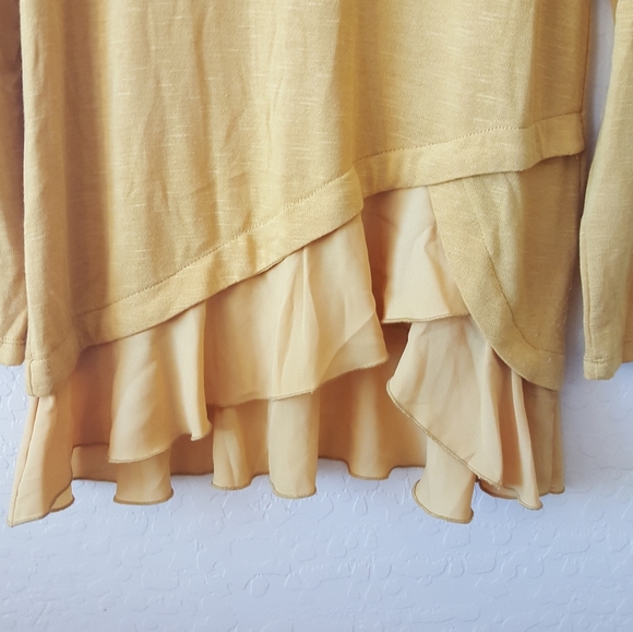 FEVER Mustard Extra long Blouse - Picture 4 of 5